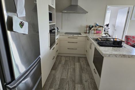 Photo of property in 1/144 Forest Lake Road, Forest Lake, Hamilton, 3200