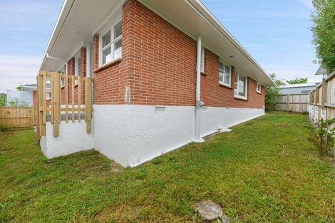 Photo of property in 8 Jeff Place, Howick, Auckland, 2014