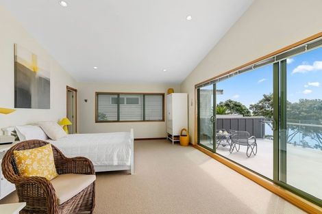 Photo of property in 10 Ocean Parade, Pukerua Bay, 5026