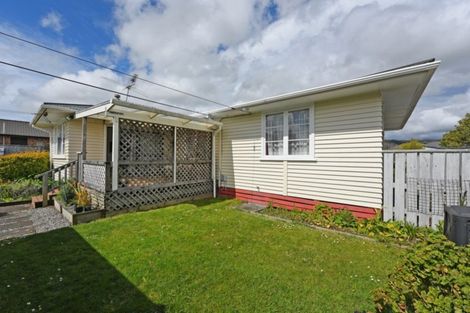 Photo of property in 16 Granville Street, Silverstream, Upper Hutt, 5019