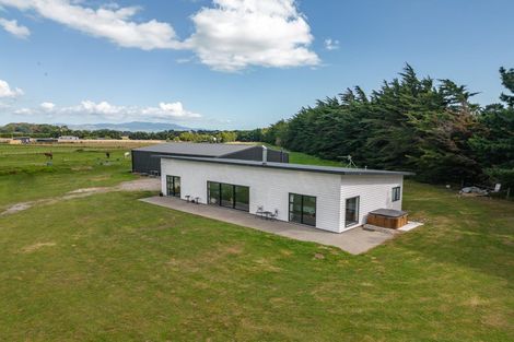 Photo of property in 9 Murphys Line, South Featherston, Featherston, 5771