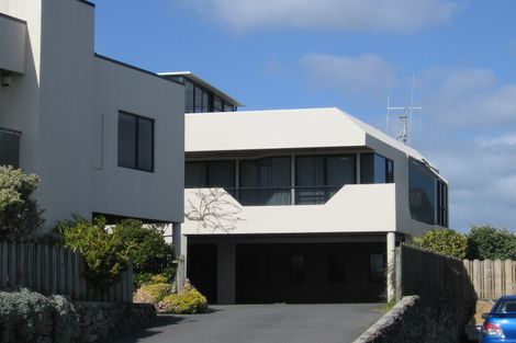 Photo of property in 9b Sunbrae Grove, Mount Maunganui, 3116