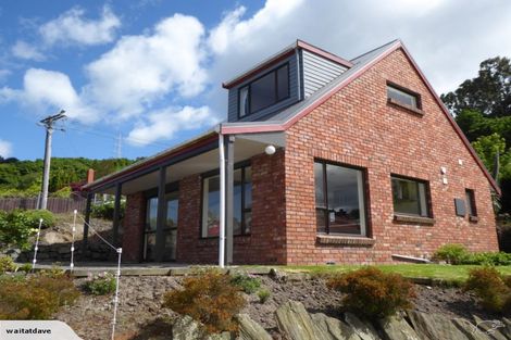 Photo of property in 16 Shortland Street, Caversham, Dunedin, 9011