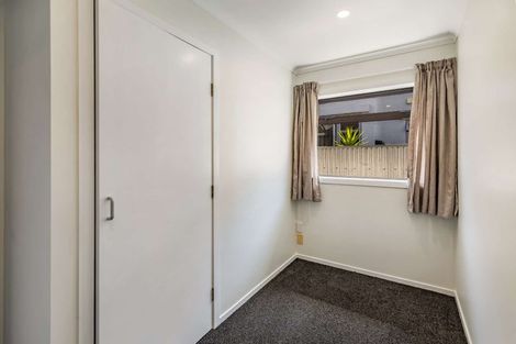 Photo of property in 24 Rangitira Avenue, Palmerston North, 4414