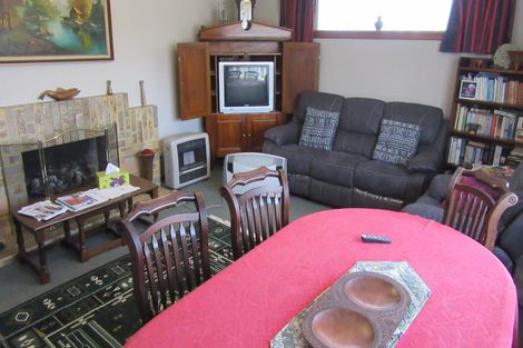 Photo of property in 196 Queen Street, Waimate, 7924