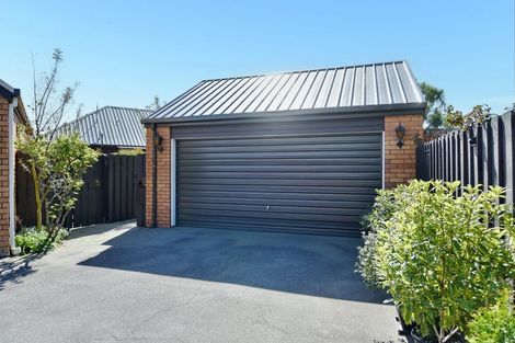 Photo of property in 2/33 Studholme Street, Somerfield, Christchurch, 8024