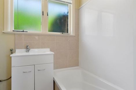 Photo of property in 1/23 Alexander Avenue, Torbay, Auckland, 0630