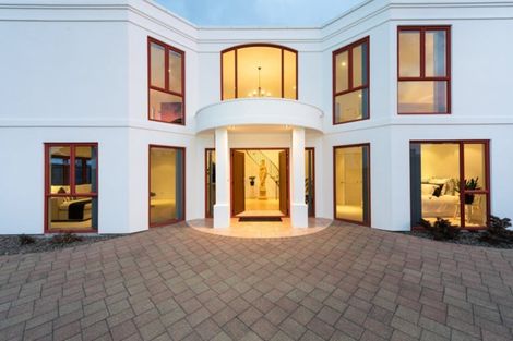 Photo of property in 126a Marine Parade, Mount Maunganui, 3116