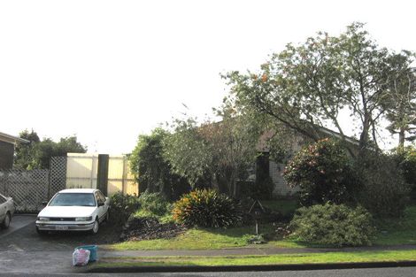 Photo of property in 84 Ray Small Drive, Pahurehure, Papakura, 2113