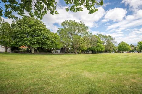 Photo of property in 62 Dyers Pass Road, Cashmere, Christchurch, 8022