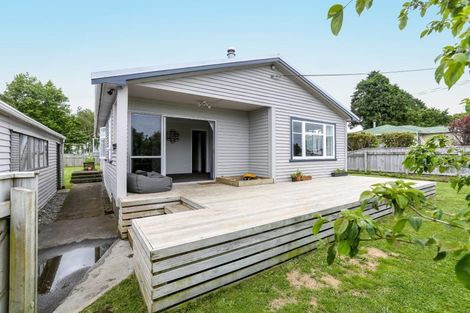 Photo of property in 5 Old South Road, Okato, 4335