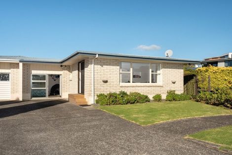 Photo of property in 11 Carol Place, Otumoetai, Tauranga, 3110