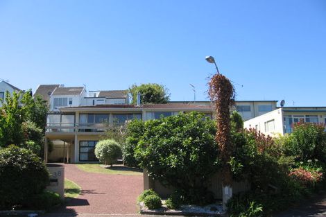 Photo of property in 38 Sylvan Park Avenue, Milford, Auckland, 0620