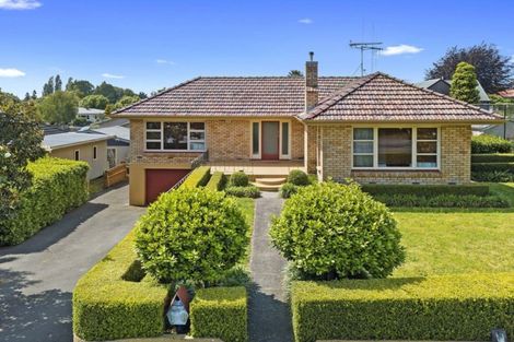 Photo of property in 43 Cambridge Road, Hillcrest, Hamilton, 3216