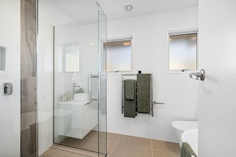 Photo of property in 1/4 Ruddenklau Lane, Bishopdale, Christchurch, 8053