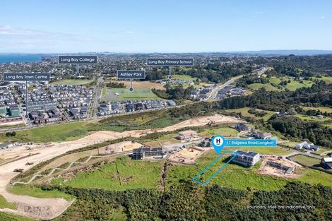 Photo of property in 17 Ridgelea Road, Long Bay, 0792