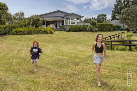 Photo of property in 433 Old North Road, Kumeu, 0892