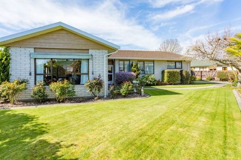 Photo of property in 10 Iona Place, Sockburn, Christchurch, 8042