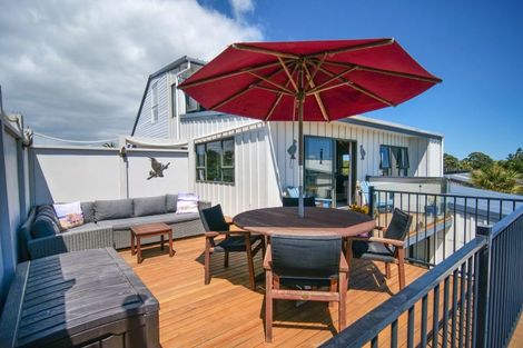 Photo of property in 5 Marine Parade, Carters Beach, Westport, 7825