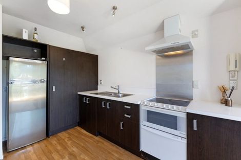 Photo of property in 8l Finlay Terrace, Mount Cook, Wellington, 6021