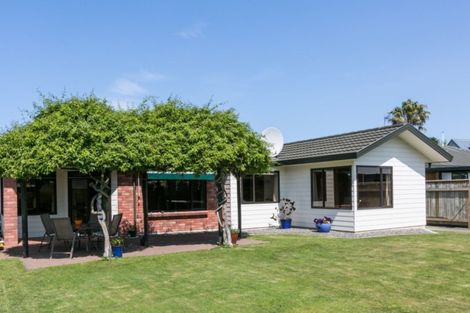 Photo of property in 6 Bucksburn Place, Greenmeadows, Napier, 4112