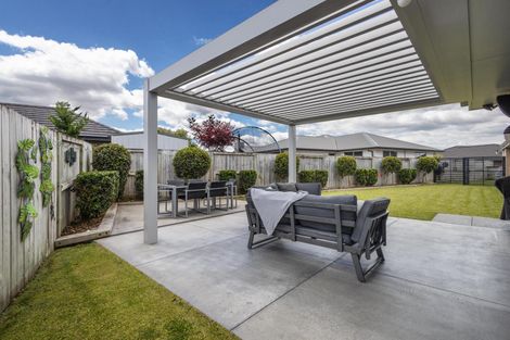 Photo of property in 16 Lilac Close, Cambridge, 3434