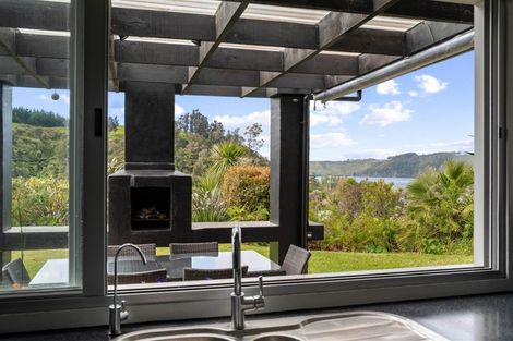 Photo of property in 51 Herbert Drive, Whangamata, 3620