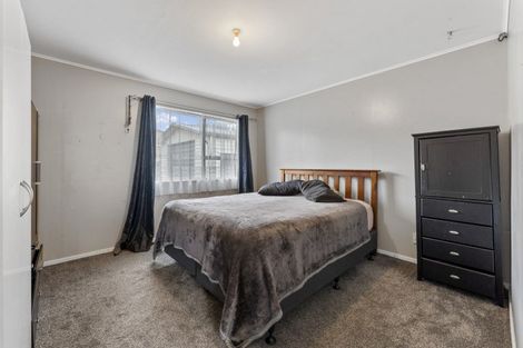 Photo of property in 318 Wellington Road, Wainuiomata, Lower Hutt, 5014