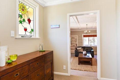 Photo of property in 17 Kopanga Road, Havelock North, 4130