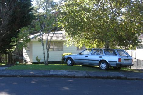 Photo of property in 17 Onedin Place, Titirangi, Auckland, 0604