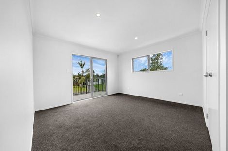 Photo of property in 5 Frank Evans Place, Henderson, Auckland, 0610