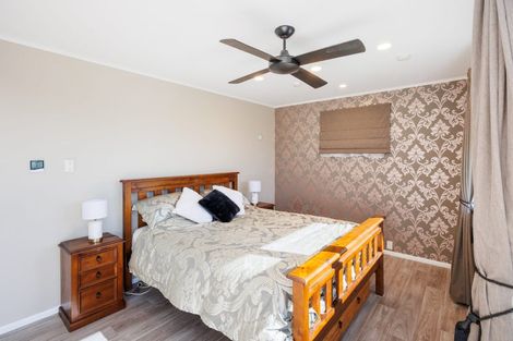 Photo of property in 40 Sutherland Crescent, Westbrook, Palmerston North, 4412