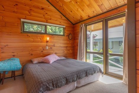 Photo of property in 221 Russell Bruce Place, Onemana, Whangamata, 3691