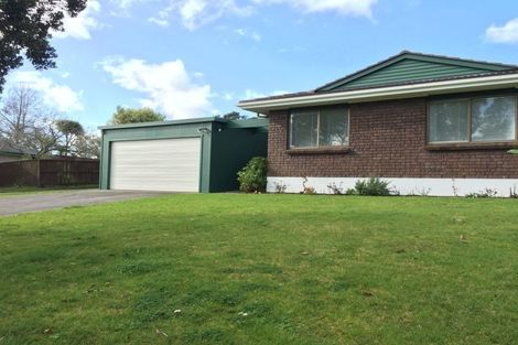 Photo of property in 17 Jillteresa Crescent, Half Moon Bay, Auckland, 2012