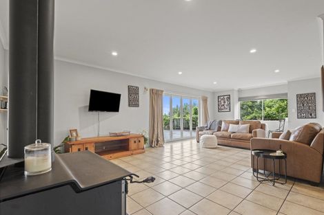 Photo of property in 76 Polson Hill Drive, Aokautere, Palmerston North, 4471