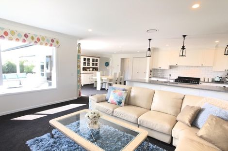 Photo of property in 24 Rakaia Way, Poraiti, Napier, 4112