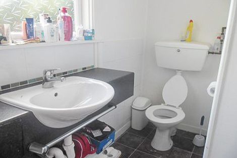 Photo of property in 26 Eglinton Road, The Glen, Dunedin, 9011