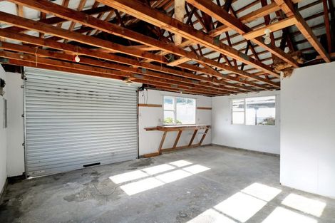 Photo of property in 5 Fleet Street, Naenae, Lower Hutt, 5011