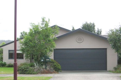 Photo of property in 41 Ponderosa Drive, Oteha, Auckland, 0632