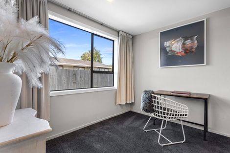 Photo of property in 1/12 Camrose Place, Ilam, Christchurch, 8041