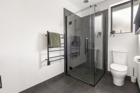 Photo of property in 10 Tari Road, Pukeatua, 3880