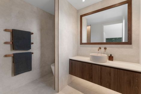 Photo of property in 11 Sparrowhawk Way, Kinloch, Taupo, 3377