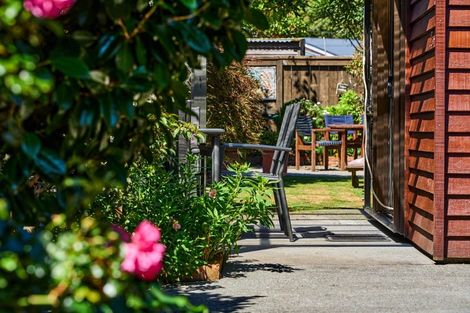 Photo of property in 2/70 Hautana Street, Woburn, Lower Hutt, 5010