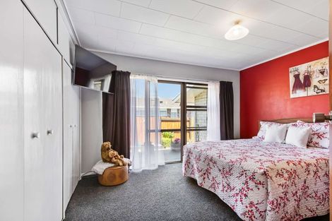 Photo of property in 20 Tawavale Street, Pukehangi, Rotorua, 3015