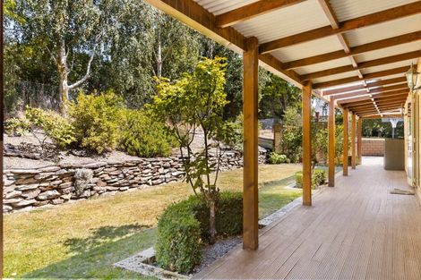 Photo of property in 13 Lawrence Street, Bannockburn, Cromwell, 9384