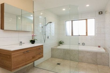 Photo of property in 16 Ngarimu Crescent, Taradale, Napier, 4112