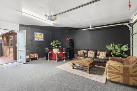 Photo of property in 61a Kayes Road, Pukekohe, 2120