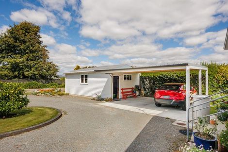 Photo of property in 8a Bond Street, Marton, 4710