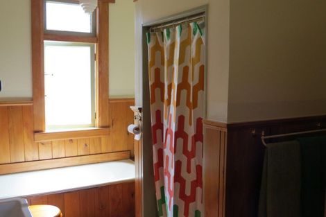 Photo of property in 15 Omata Road, Westown, New Plymouth, 4310