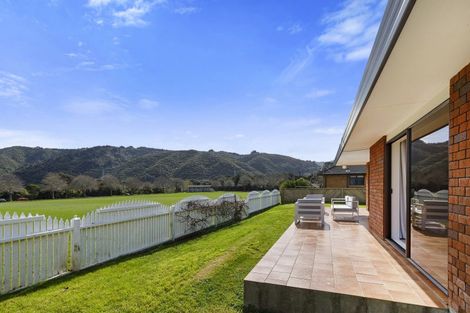 Photo of property in 3 Clearwater Terrace, Brown Owl, Upper Hutt, 5018